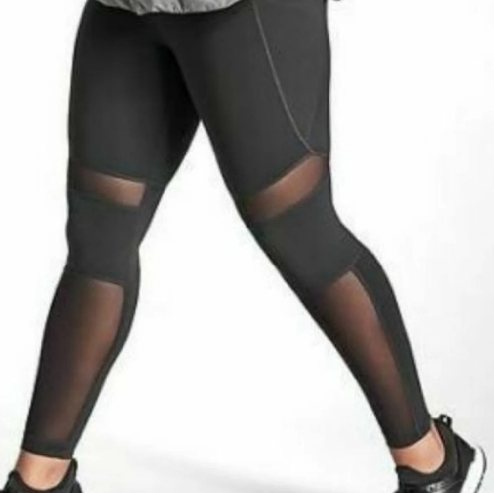 Athleta Meshblock Stashpocket Salutation Tights - image 1